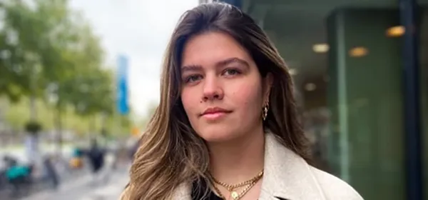 "Moet je na 3 tussenjaren niet een keer iets nuttigs gaan doen?" Dit zijn mijn tussenjaar en studiekeuze ervaringen