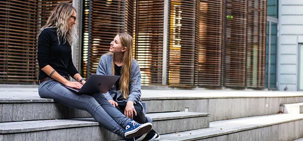 Wat is jouw rol als ouder bij de studiekeuze van je kind? De ervaring en tips van Saskia en haar 2 dochters
