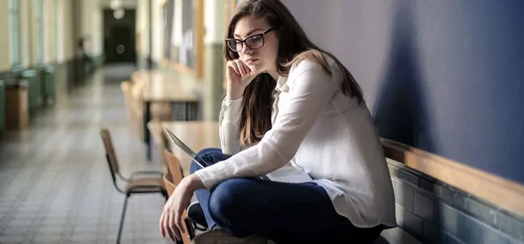 Hoe kan je studiekeuzestress voorkomen? "Mijn kind vindt geen enkele studie leuk!"