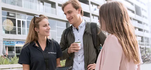 Hoe je in korte tijd zoveel mogelijk geld kan verdienen in je tussenjaar